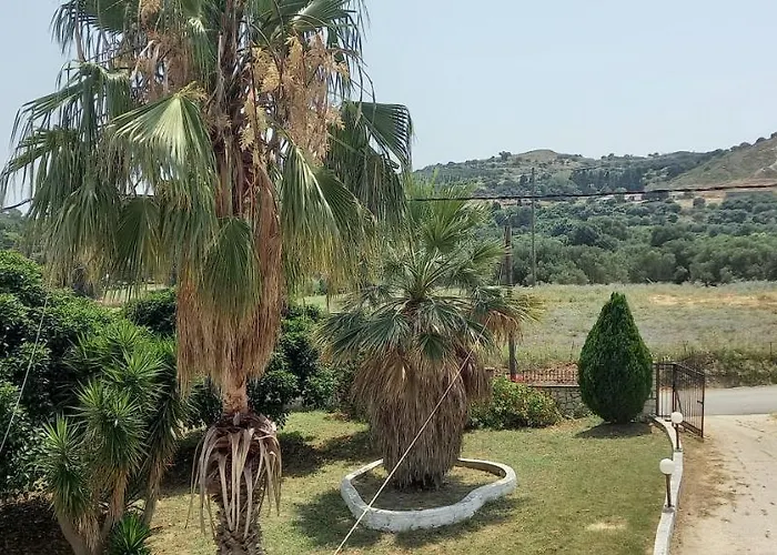 Spiros بيت للعطل *