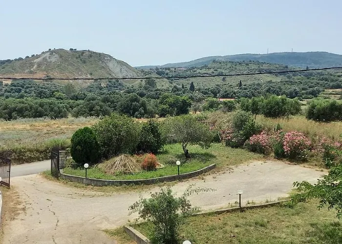 Spiros ليكسوري