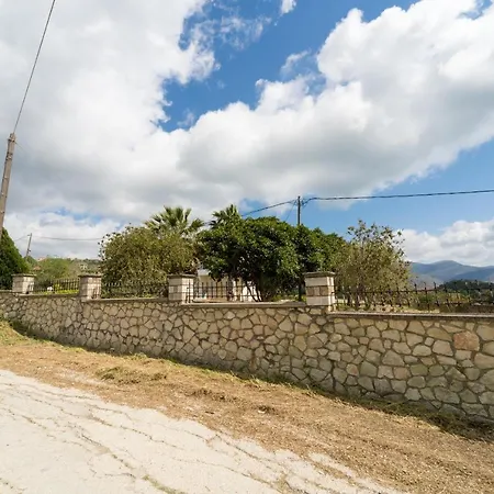 Spiros Lixouri