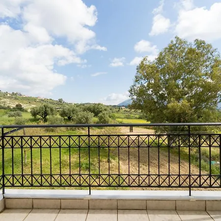 Spiros Hébergement de vacances Lixouri