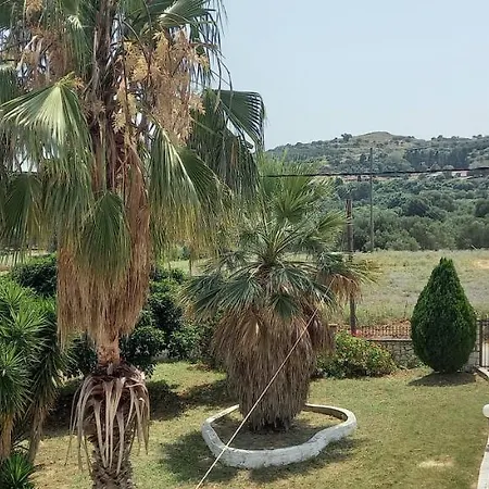 Spiros Hébergement de vacances *