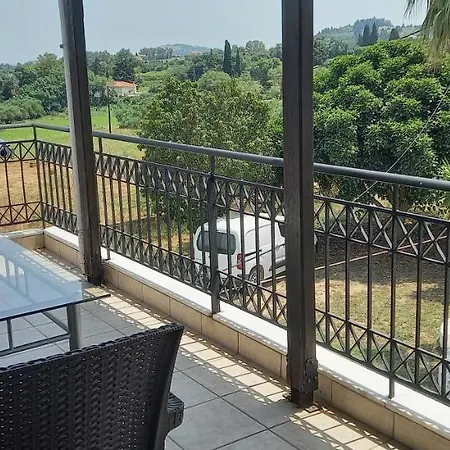 Spiros Hébergement de vacances Lixouri