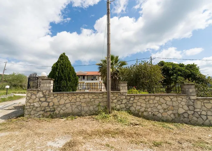 Spiros Case de vacanță *